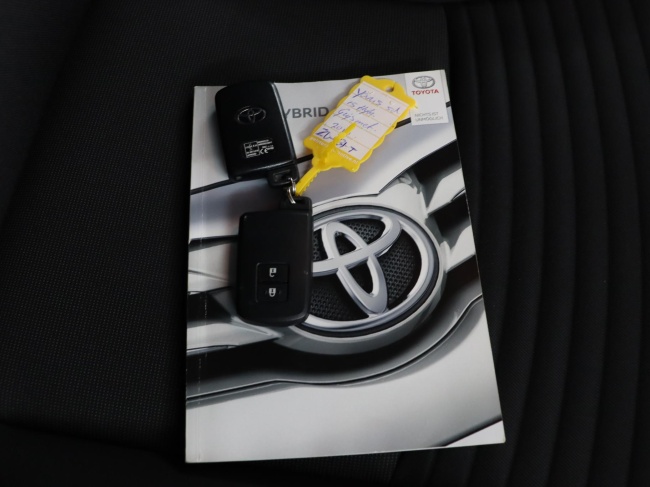 Toyota Yaris - 1.5 Hybrid Dynamic