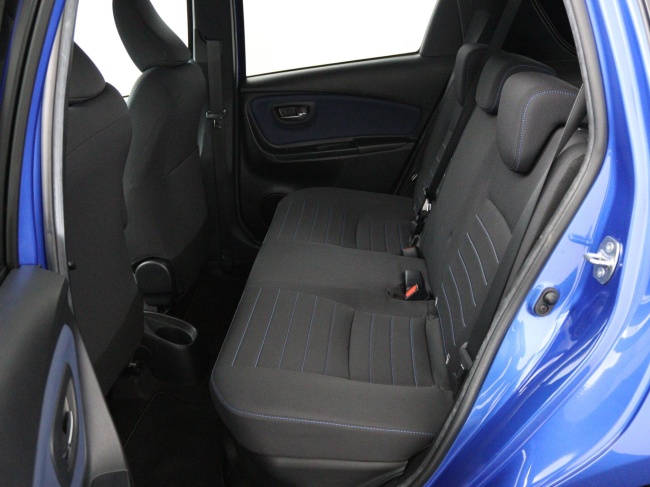 Toyota Yaris - 1.5 Hybrid Bi-Tone