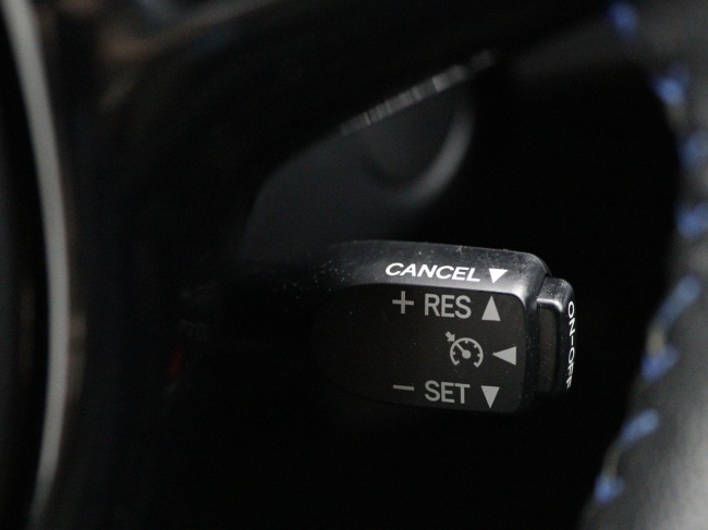 Toyota Yaris - 1.5 Hybrid Bi-Tone