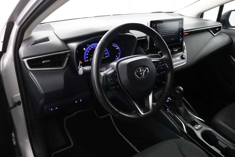 Toyota Corolla - 1.8 Hybrid Dynamic 46