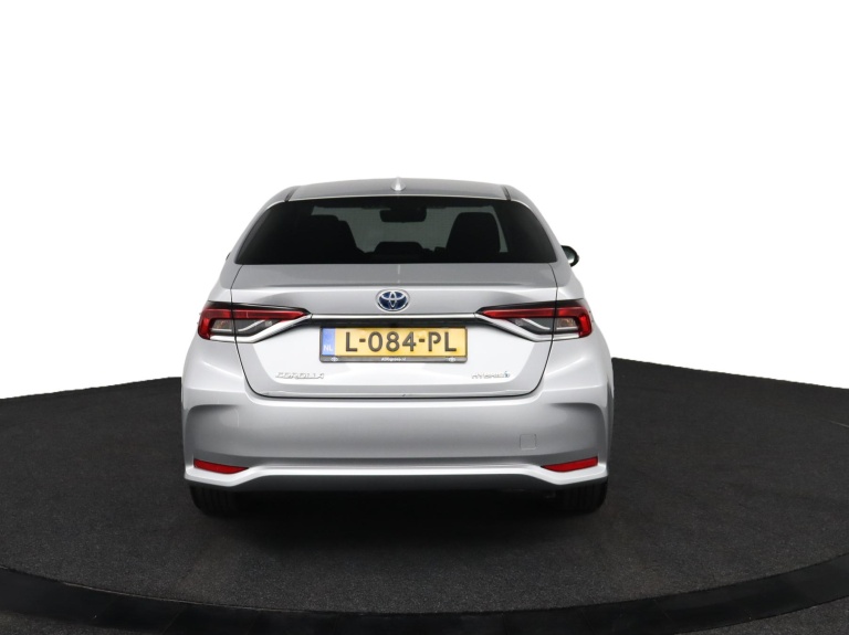 Toyota Corolla - 1.8 Hybrid Dynamic 47