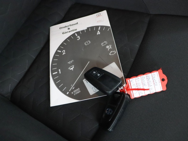 Toyota Corolla - 1.8 Hybrid Style Limited