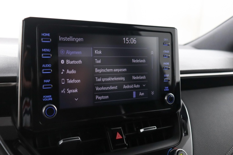 Toyota Corolla - 1.8 Hybrid Style Limited 44