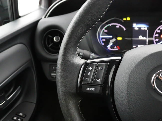 Toyota Yaris - 1.5 Hybrid Design Sport