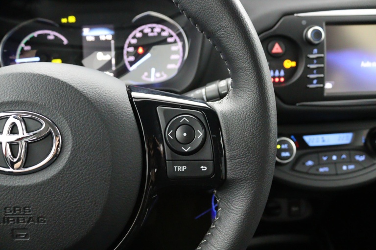 Toyota Yaris - 1.5 Hybrid Design Sport 18