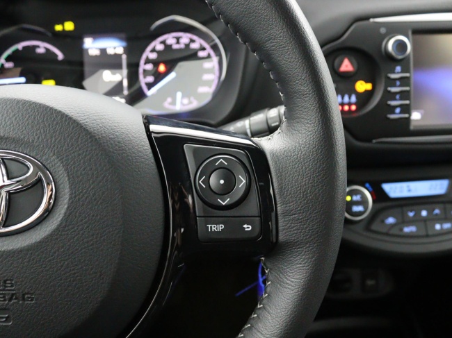 Toyota Yaris - 1.5 Hybrid Design Sport