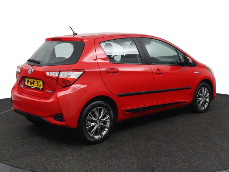 Toyota Yaris - 1.5 Hybrid Design Sport 2