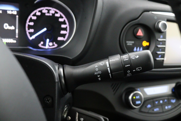 Toyota Yaris - 1.5 Hybrid Design Sport 21