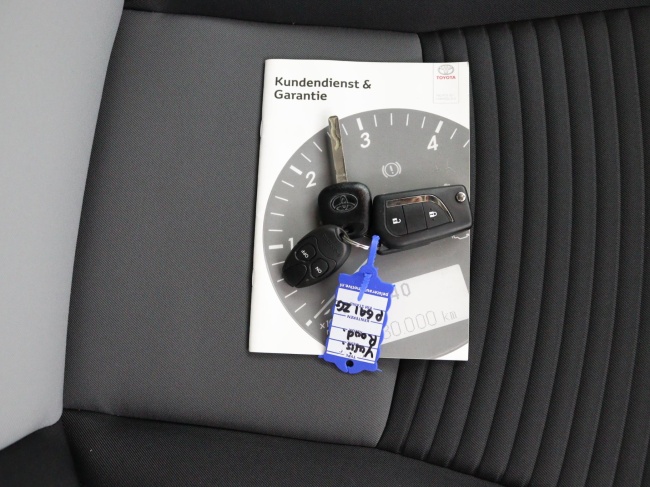 Toyota Yaris - 1.5 Hybrid Design Sport