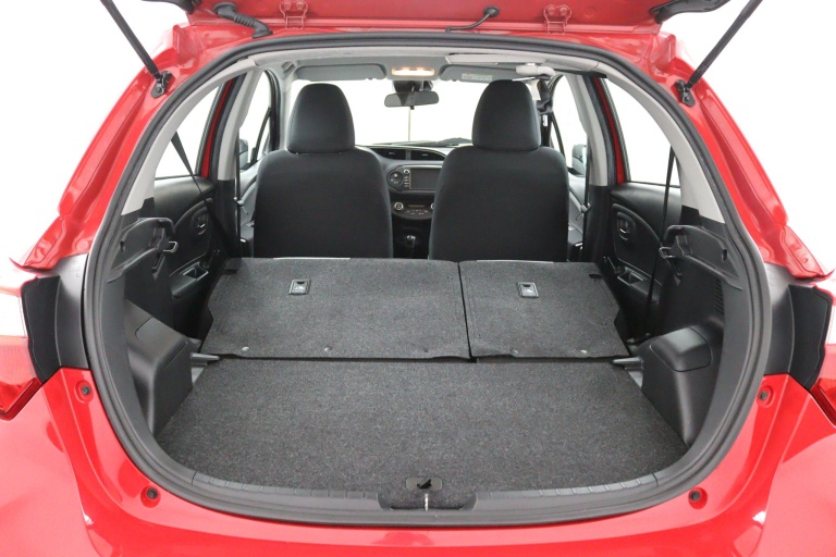 Toyota Yaris - 1.5 Hybrid Design Sport 29