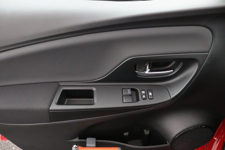 Toyota Yaris - 1.5 Hybrid Design Sport 31