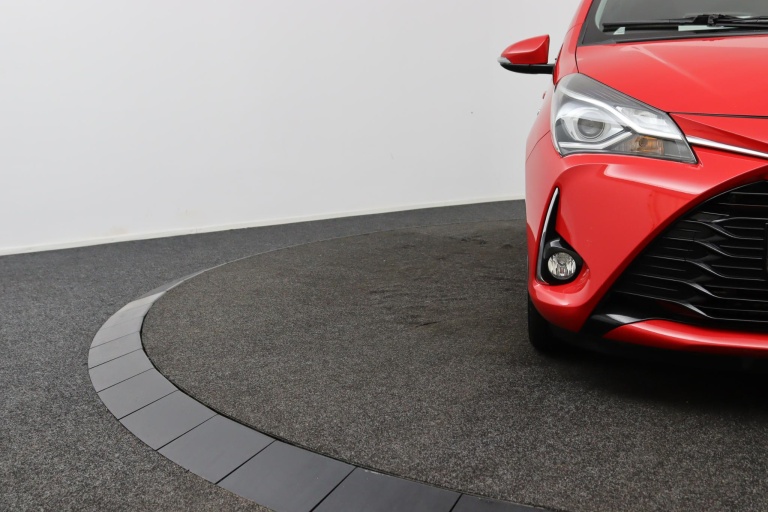 Toyota Yaris - 1.5 Hybrid Design Sport 35