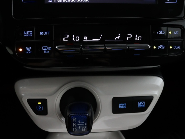 Toyota Prius - 1.8 First Edition