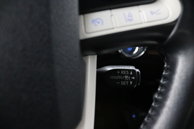 Toyota Prius - 1.8 First Edition 19