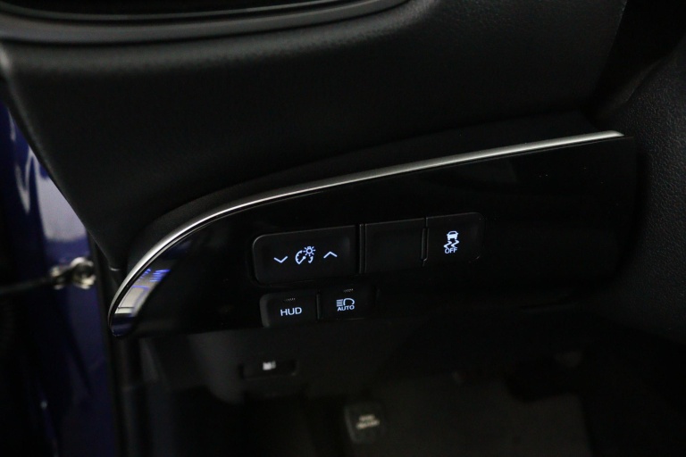 Toyota Prius - 1.8 First Edition 33