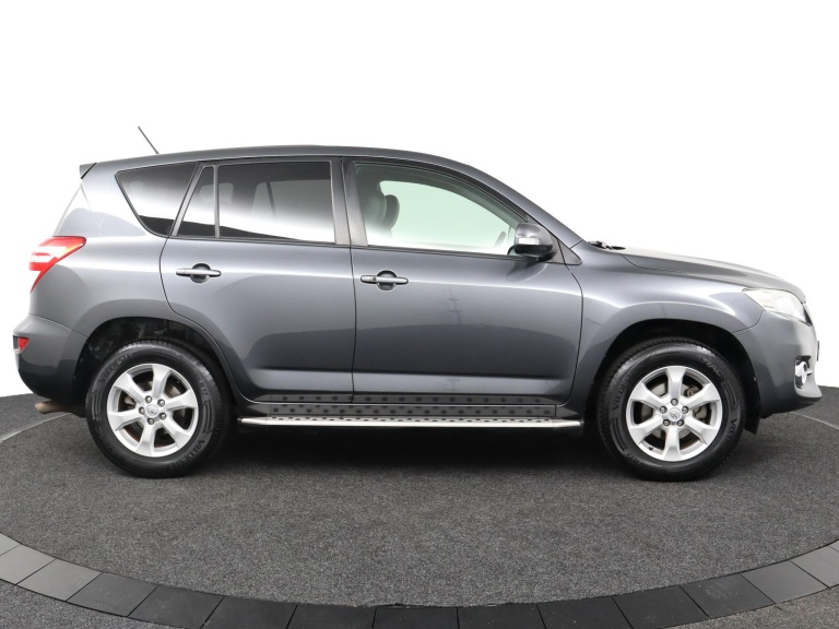 Toyota RAV4 - 2.0 VVTi Executive Business 11