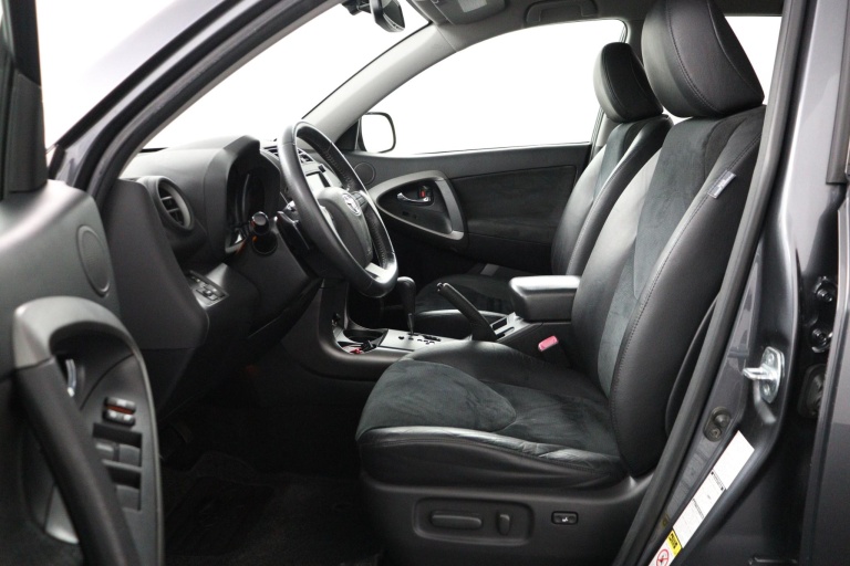 Toyota RAV4 - 2.0 VVTi Executive Business 15