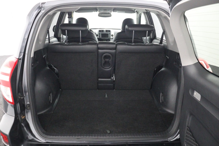 Toyota RAV4 - 2.0 VVTi Executive Business 21