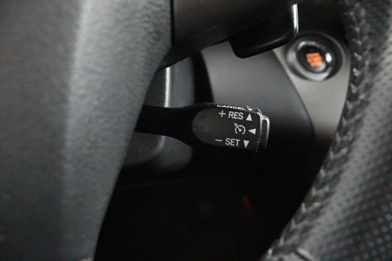 Toyota RAV4 - 2.0 VVTi Executive Business 44