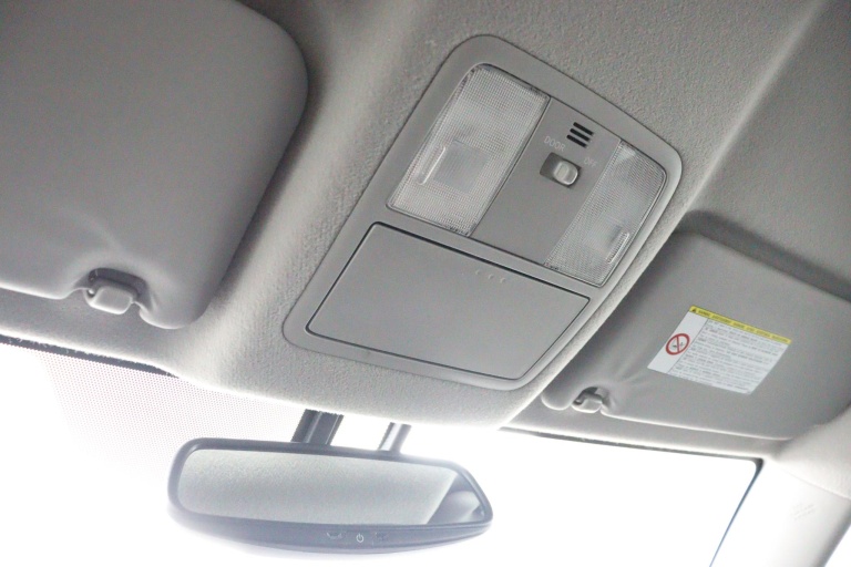 Toyota RAV4 - 2.0 VVTi Executive Business 57