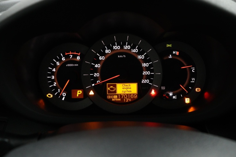 Toyota RAV4 - 2.0 VVTi Executive Business 6