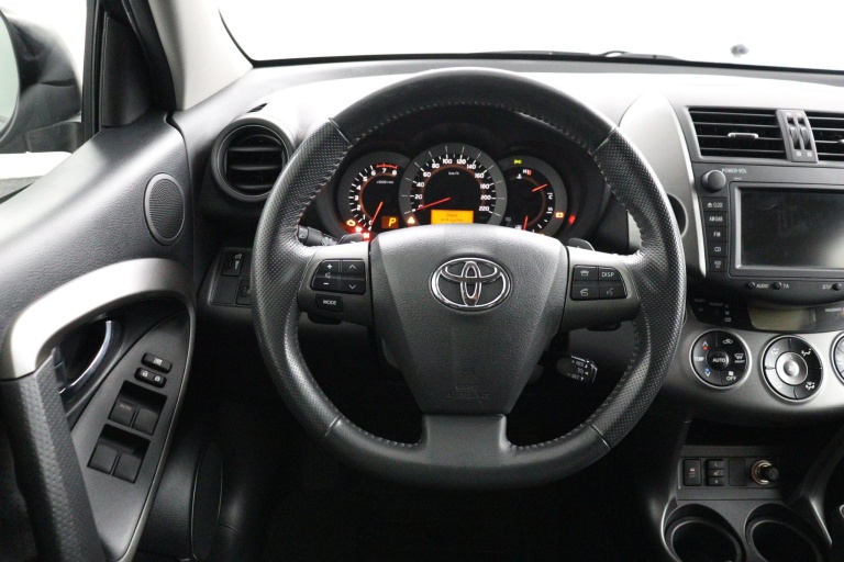 Toyota RAV4 - 2.0 VVTi Executive Business 61