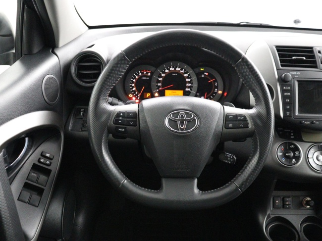 Toyota RAV4 - 2.0 VVTi Executive Business