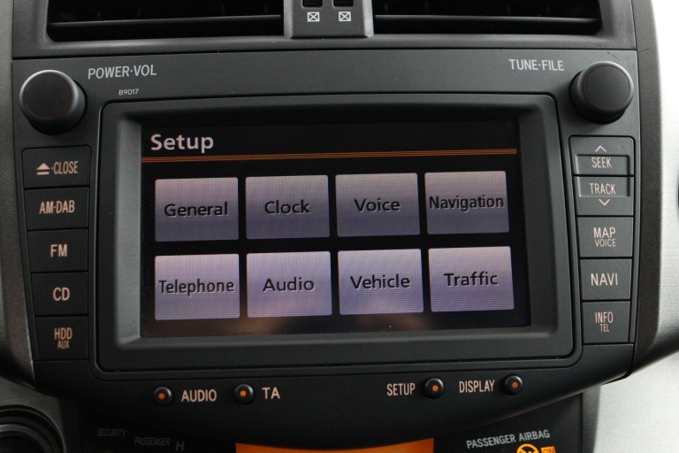 Toyota RAV4 - 2.0 VVTi Executive Business 8