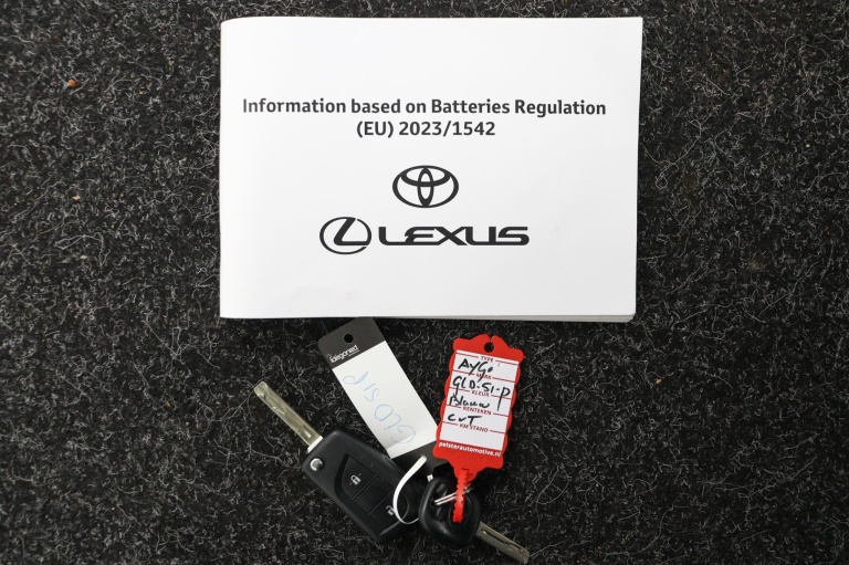 Toyota Aygo X - 1.0 VVT-i S-CVT Play 11