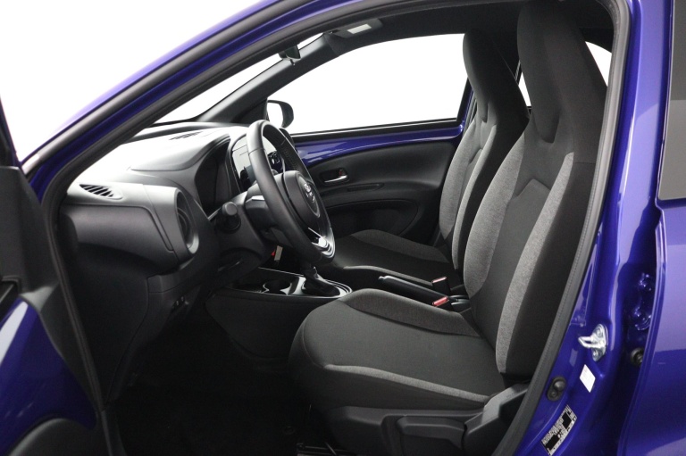 Toyota Aygo X - 1.0 VVT-i S-CVT Play 17