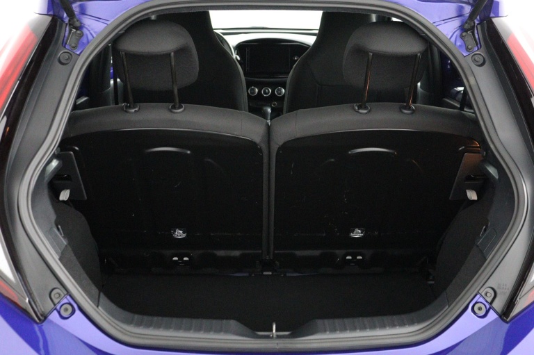 Toyota Aygo X - 1.0 VVT-i S-CVT Play 24