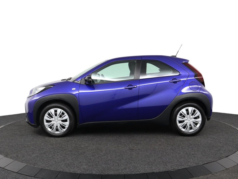 Toyota Aygo X - 1.0 VVT-i S-CVT Play 3