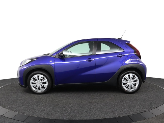 Toyota Aygo X - 1.0 VVT-i S-CVT Play