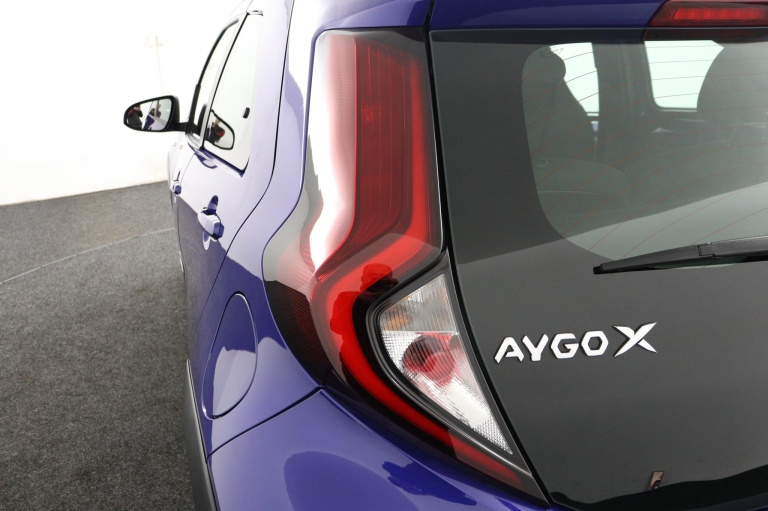 Toyota Aygo X - 1.0 VVT-i S-CVT Play 42