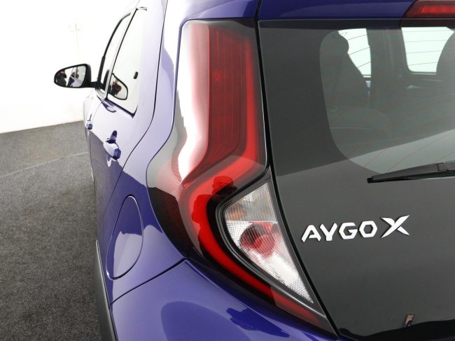 Toyota Aygo X - 1.0 VVT-i S-CVT Play