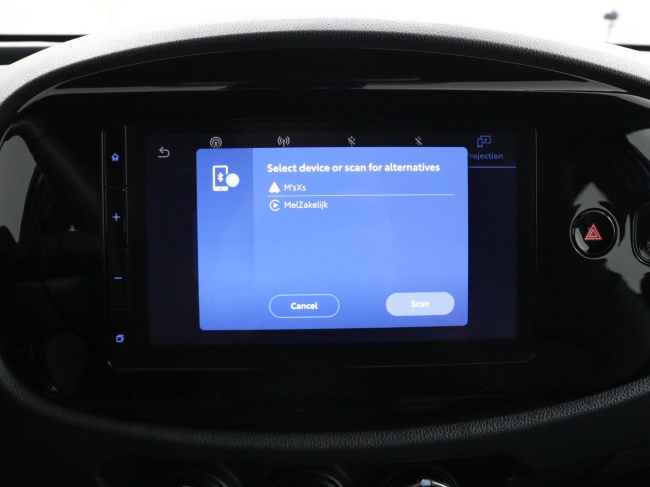 Toyota Aygo X - 1.0 VVT-i S-CVT Play