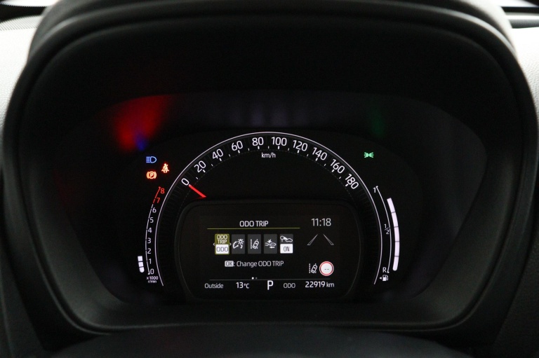 Toyota Aygo X - 1.0 VVT-i S-CVT Play 6