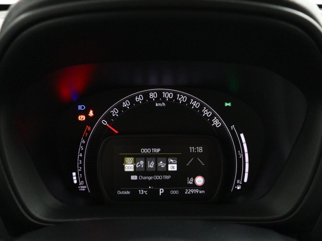 Toyota Aygo X - 1.0 VVT-i S-CVT Play