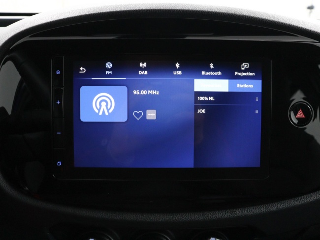 Toyota Aygo X - 1.0 VVT-i S-CVT Play