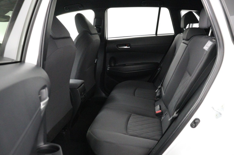 Toyota Corolla Cross - Hybrid 200 Dynamic 18