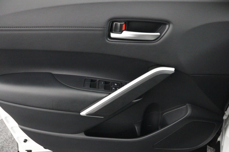 Toyota Corolla Cross - Hybrid 200 Dynamic 29