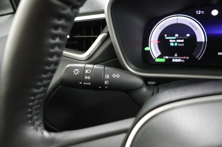 Toyota Corolla Cross - Hybrid 200 Dynamic 33