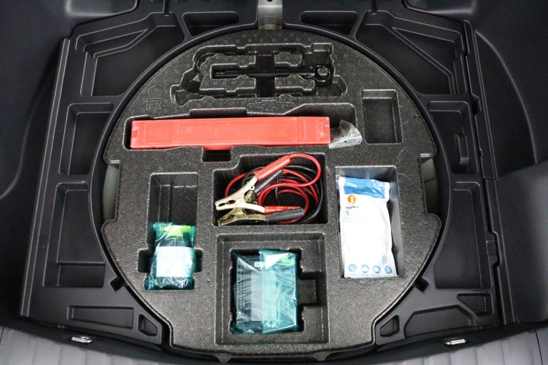 Toyota Corolla Cross - Hybrid 200 Dynamic 36