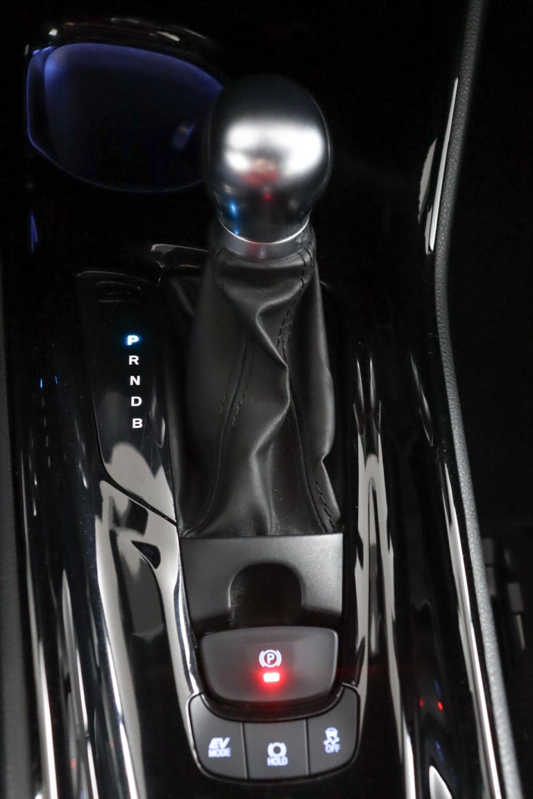 Toyota C-HR - 1.8 Hybrid Business Intro 27