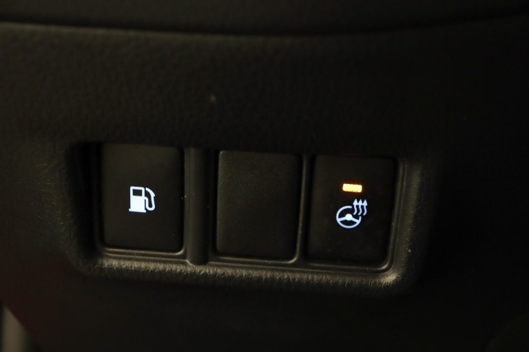 Toyota C-HR - 1.8 Hybrid Business Intro 31