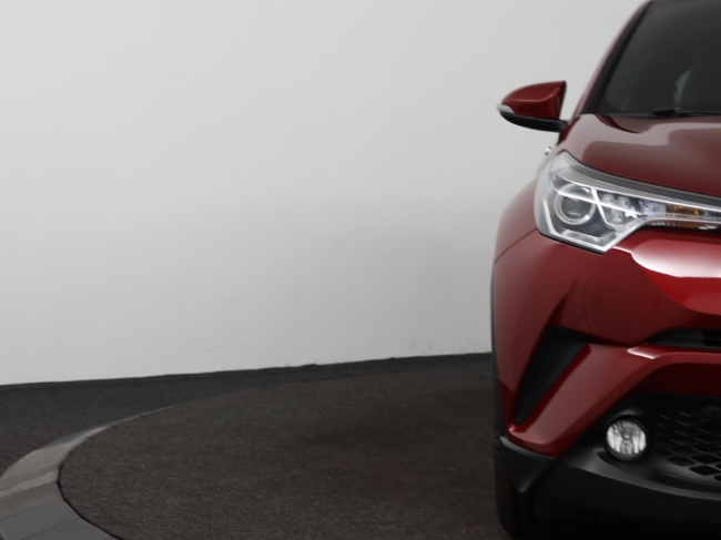 Toyota C-HR - 1.8 Hybrid Business Intro