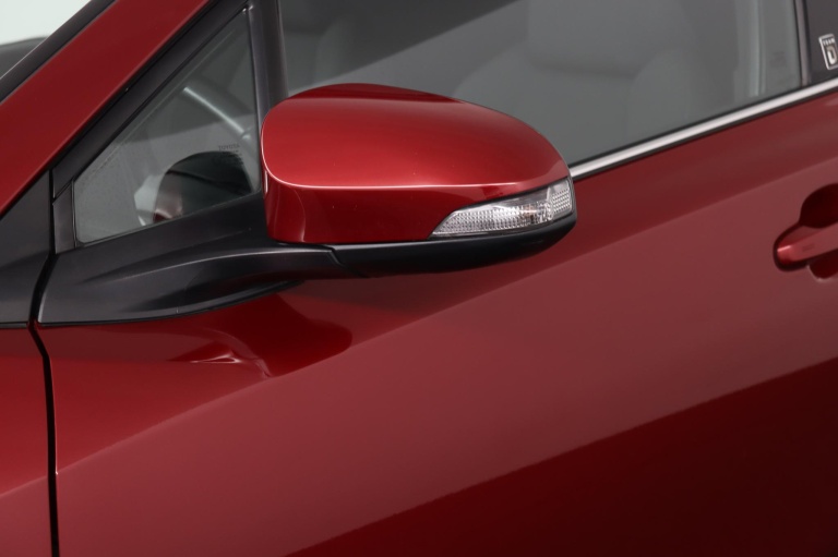 Toyota C-HR - 1.8 Hybrid Business Intro 37