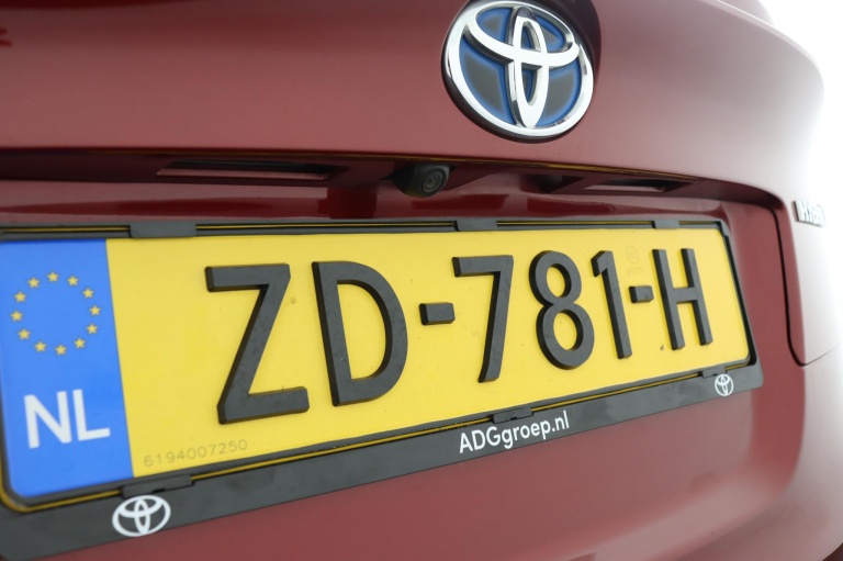 Toyota C-HR - 1.8 Hybrid Business Intro 43