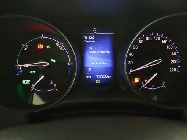 Toyota C-HR - 1.8 Hybrid Business Intro