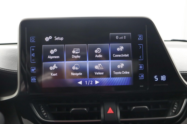 Toyota C-HR - 1.8 Hybrid Business Intro 53